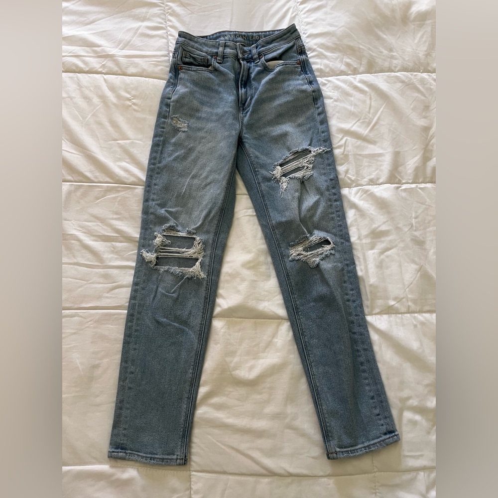 American Eagle Light Blue Distressed Mom Straight Jeans